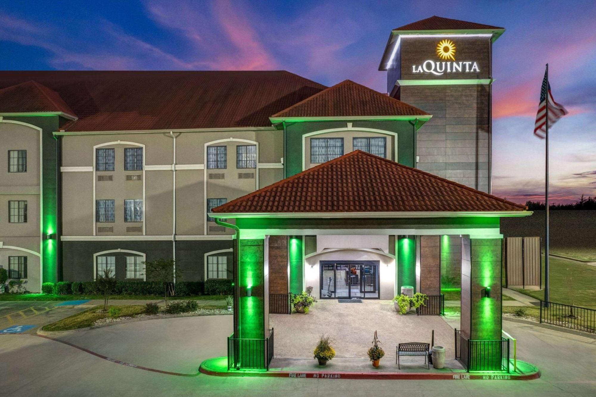 La Quinta By Wyndham Alvarado Экстерьер фото